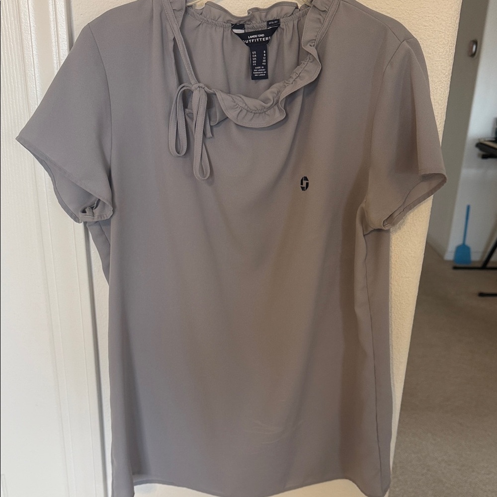 Lands End Chase Gray Short Sleeve Ruffle Top